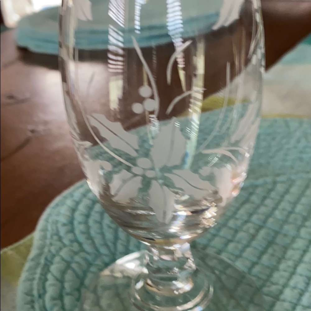 Beautiful Christmas motif bud vase